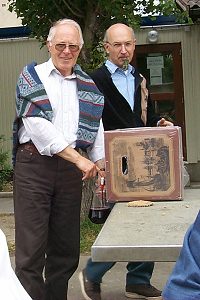 Herbert an der Zapfstelle