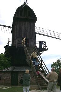 Windmühle über der Grotte