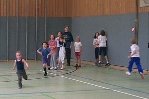 Warmlaufen der jüngsten Fechter