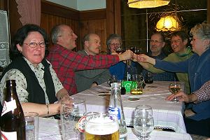 große, gemütliche Runde