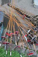 rostige Waffen aus der Fechtkammer